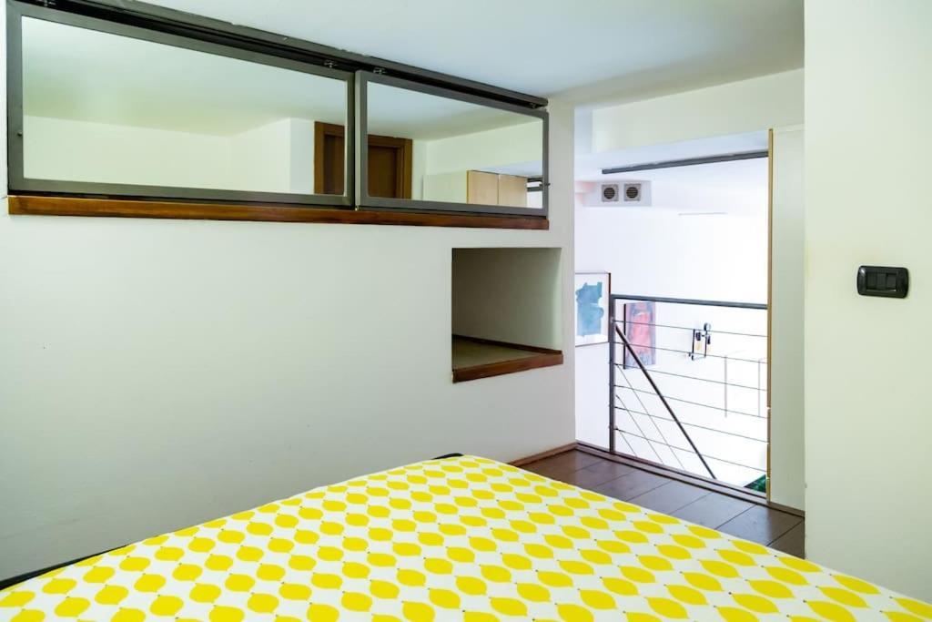 Appartement 2 Min Da Porta Genova - Elegante Bilocale à Milan Extérieur photo