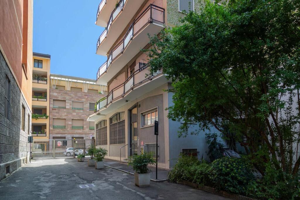Appartement 2 Min Da Porta Genova - Elegante Bilocale à Milan Extérieur photo