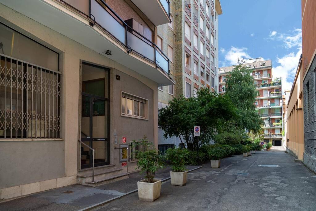 Appartement 2 Min Da Porta Genova - Elegante Bilocale à Milan Extérieur photo